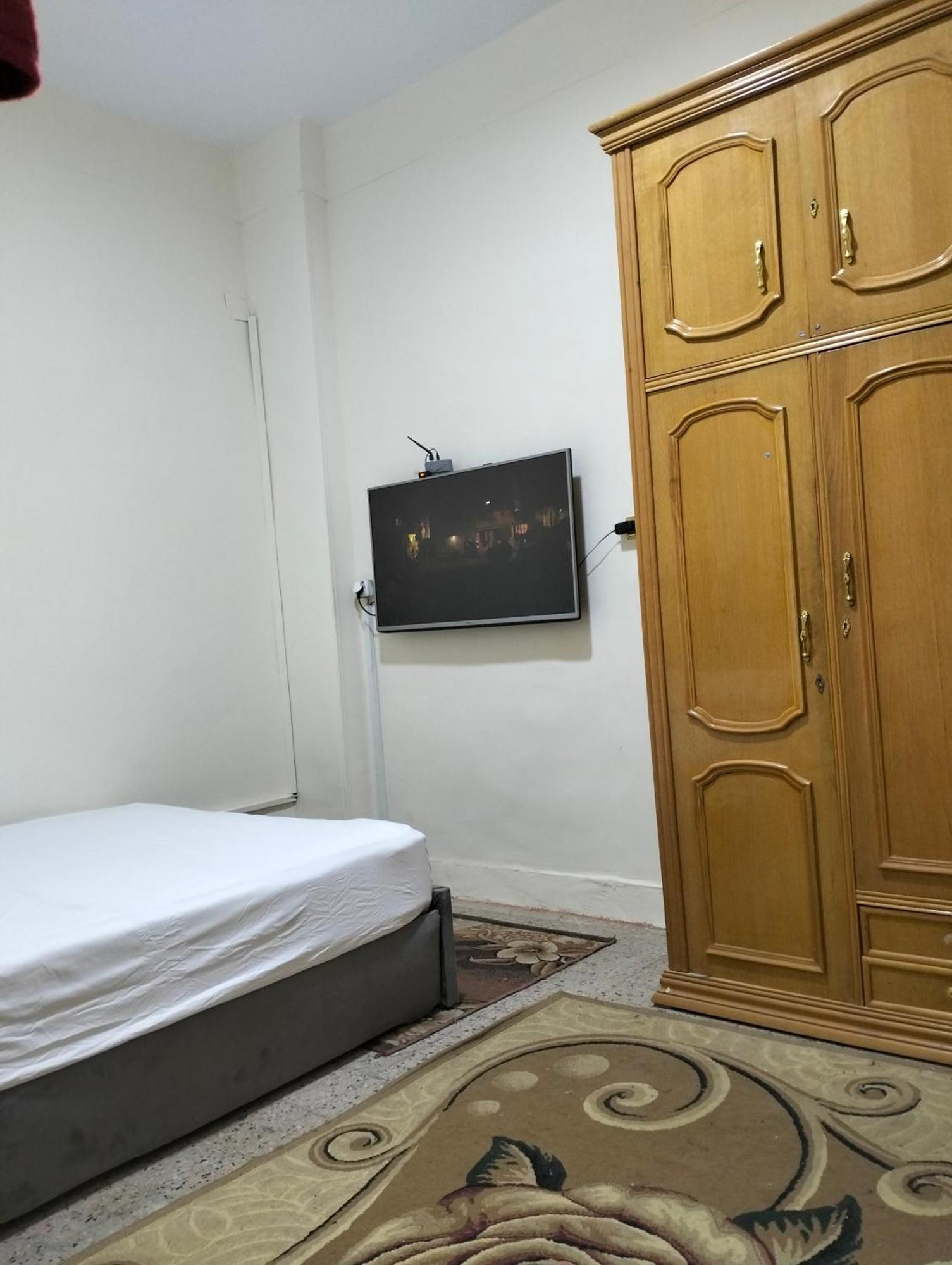 Ammar Pyramids View Homestay