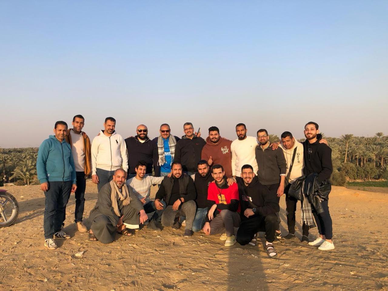Ammar Pyramids View * El Cairo